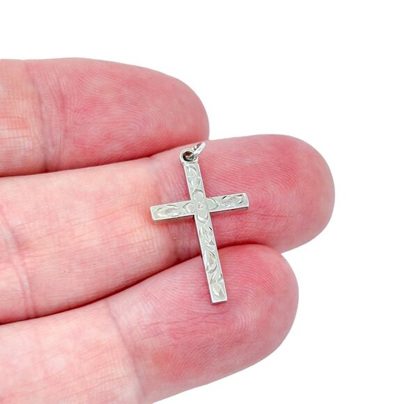 Vintage Sterling Silver 925 Floral Hand Tooled Religious Cross Pendant - Picture 1 of 7